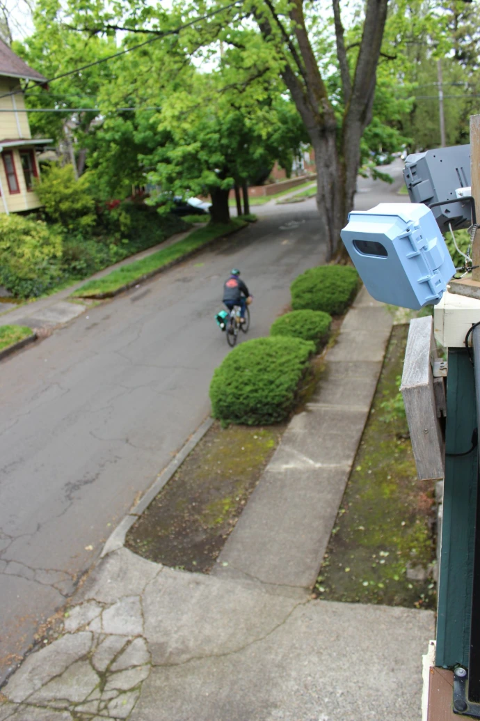 traffic monitor counting bikes on the roadway